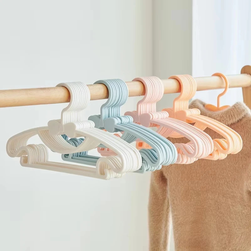 10 perchas portátiles de plást - Baby Clothing Display reseña y precio